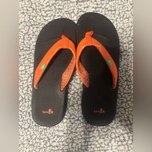 Sanuk Orange Flip-Flop Strap with Gray Polka Dots